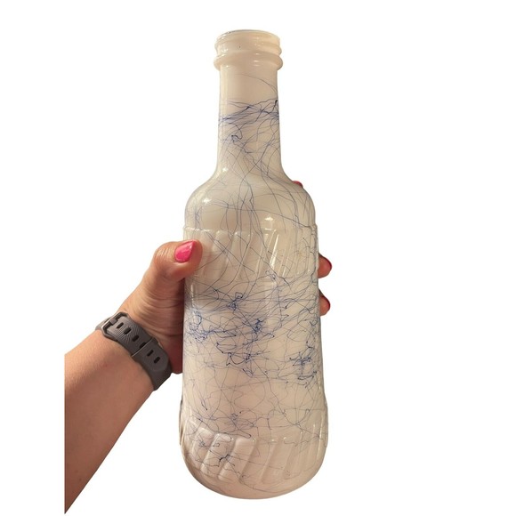 Vintage Hazel Atlas Mid Century Modern Milk Glass Blue Spaghetti String Bottle - Picture 4 of 6